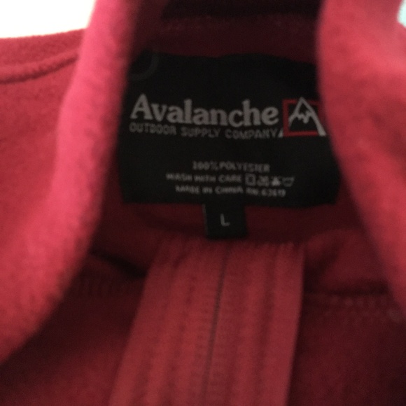 Avalanche Outdoor Supply Company Mens RED Sweater Jacket L Polyester 3/4 ZIP - Picture 2 of 2